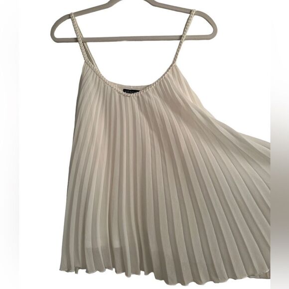 NWOT Venus White Pleated Braided Spaghetti Strap Blouse Size M - Picture 8 of 16